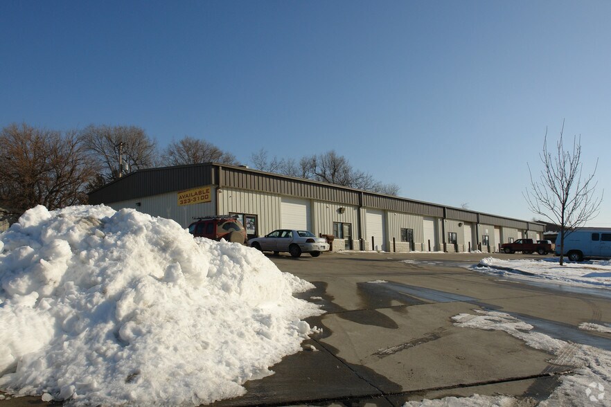1438 S 1st St, Lincoln, NE à louer - Photo de l’immeuble – Image 3 sur 4