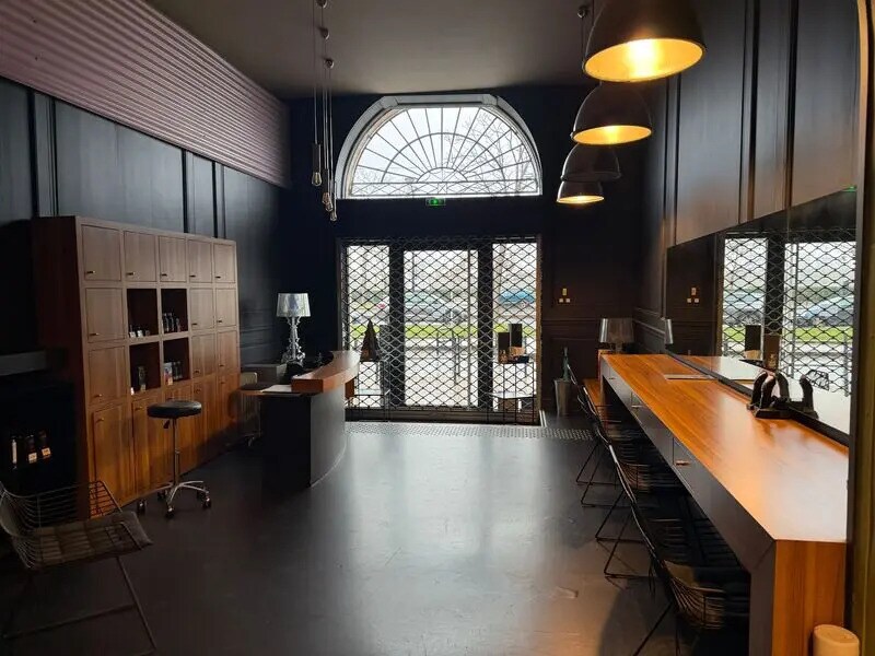 Local commercial dans Bordeaux à louer Photo intérieure– Image 1 sur 6