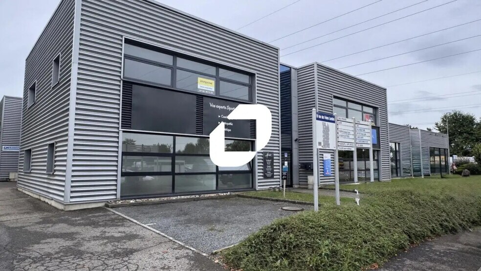 17 Rue Des Frères Lumière, Eckbolsheim à louer - Photo de l’immeuble – Image 1 sur 7