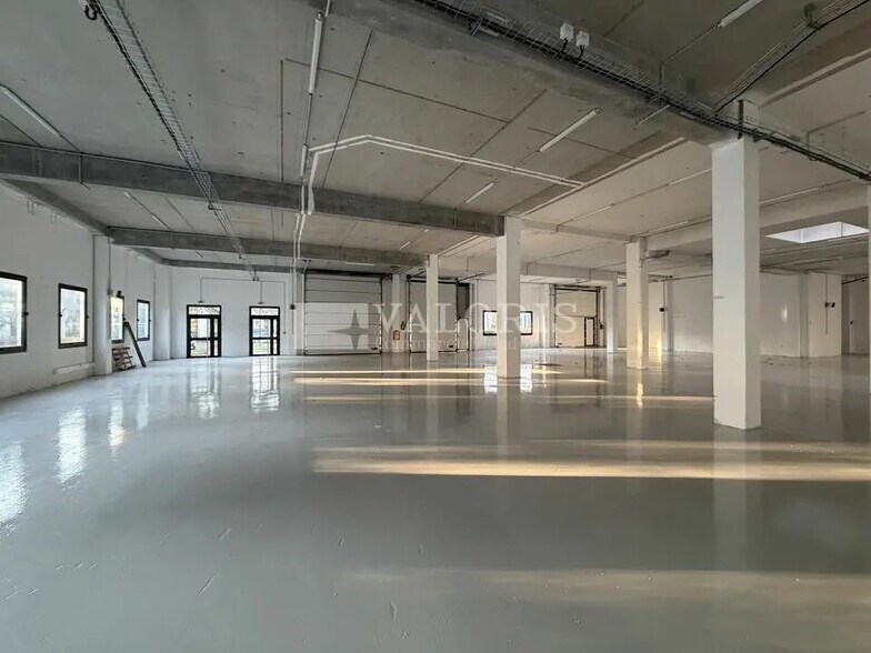 Local d’activités dans Limonest à louer - Photo intérieure – Image 3 sur 29