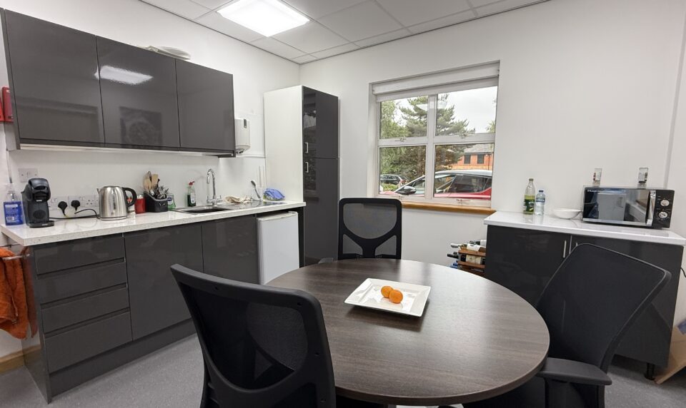 Emperor Way, Exeter à louer Photo intérieure– Image 1 sur 4