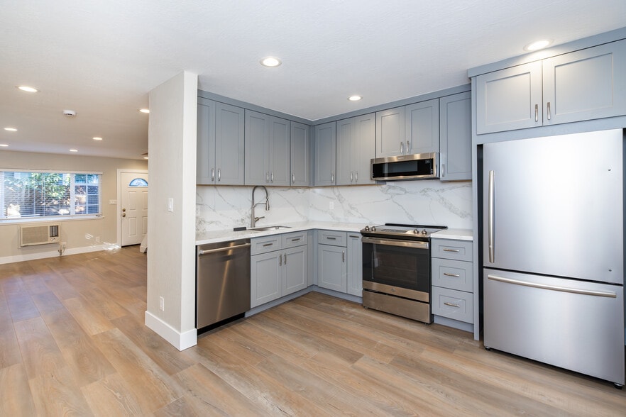 37 Pacheco St, San Rafael, CA à vendre - Photo de l’immeuble – Image 2 sur 28