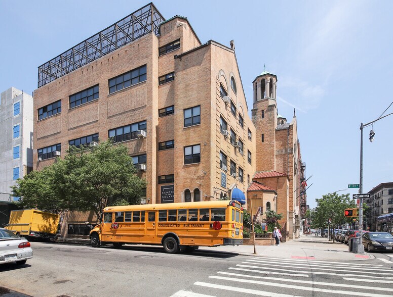 124 Wadsworth Ave, New York, NY à louer - Photo de l’immeuble – Image 1 sur 20