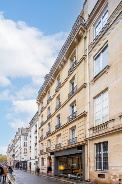 Local commercial dans Paris à louer - Photo de l’immeuble – Image 2 sur 2