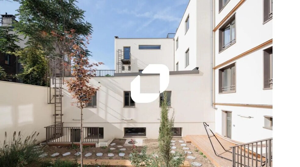 Local d’activités dans Ivry-sur-Seine à louer - Photo de l’immeuble – Image 2 sur 44