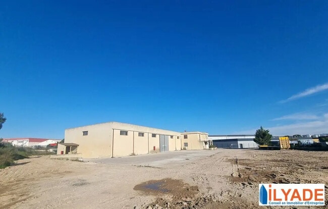 Plus de détails pour Rue De La Glacière, Vitrolles - Industriel/Logistique à louer