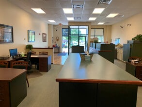 650 E Terra Cotta Ave, Crystal Lake, IL à louer Photo intérieure– Image 2 sur 9