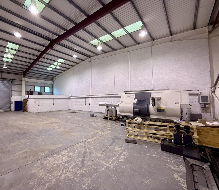 Moat Way, Barwell, LEC LE9 8EY - Lot C2 - - Photo intérieure - Image 2 of 3