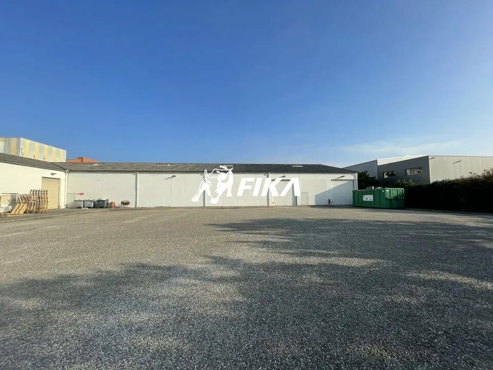 Local d’activités dans Albi à louer Photo de l’immeuble– Image 1 sur 11