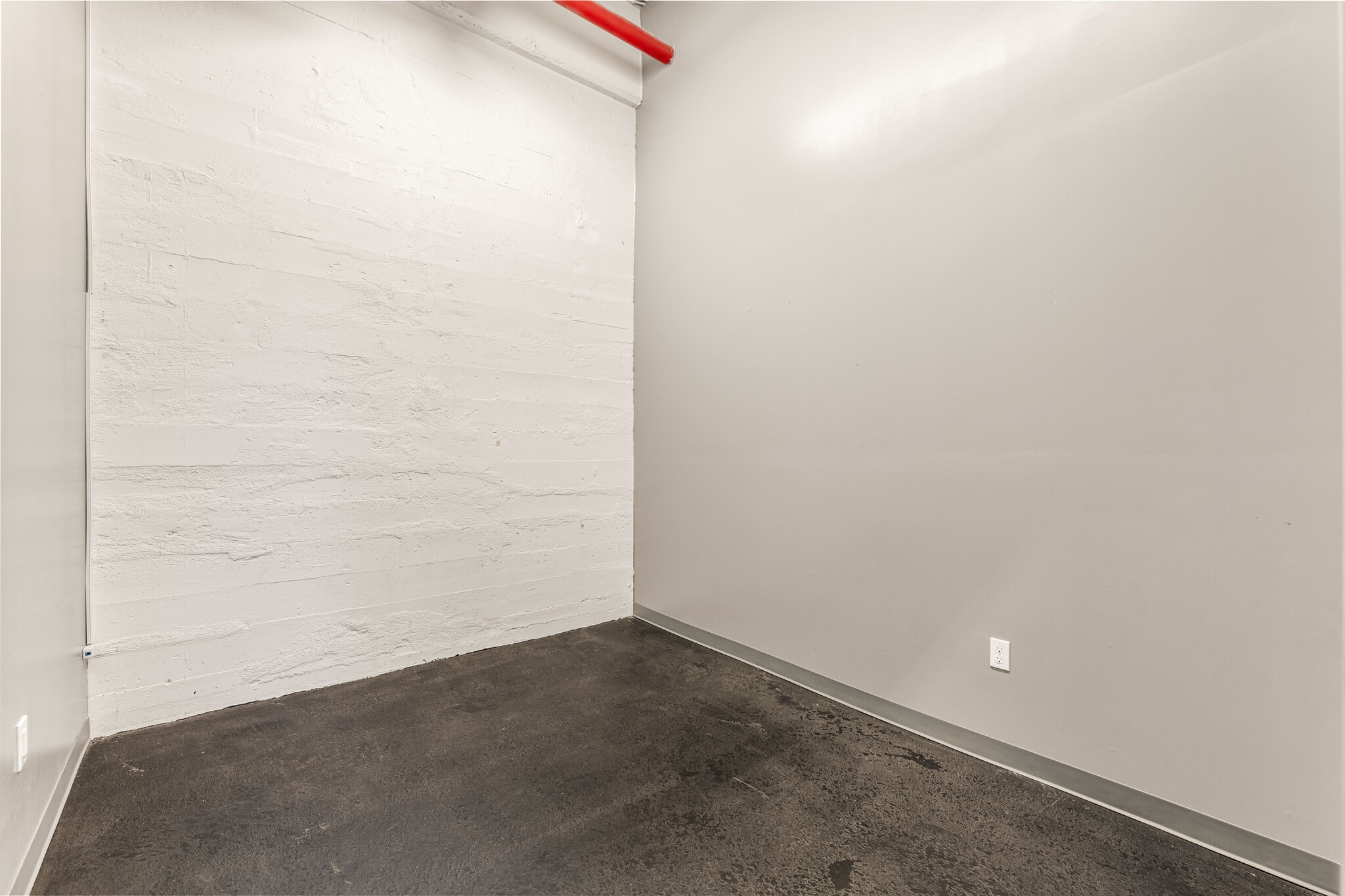 932 Wilson St, Los Angeles, CA à louer Photo intérieure– Image 1 sur 18