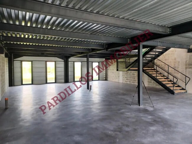 Plus de détails pour Bureau à vendre