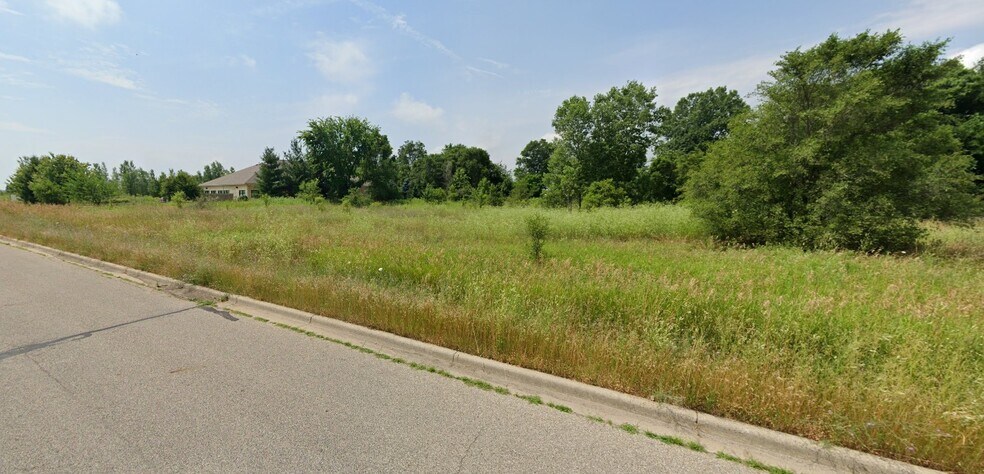 2622 Heartland Blvd, Ionia, MI à vendre - Photo principale – Image 1 sur 5