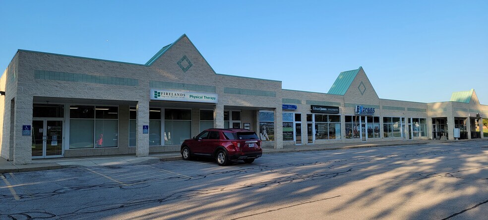 2012 Cleveland Rd W, Huron, OH à louer - Photo de l’immeuble – Image 2 sur 8