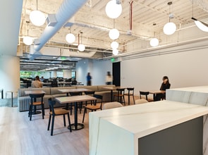 353 Sacramento St, San Francisco, CA à louer Photo intérieure– Image 1 sur 9