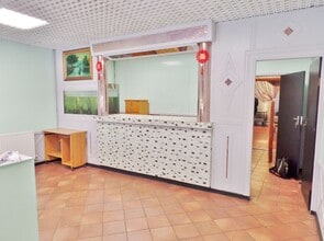 151 Cowbridge Rd E, Cardiff à louer Photo intérieure– Image 2 sur 23