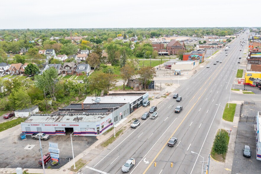 14049-14051 Gratiot Ave, Detroit, MI à vendre - Photo de l’immeuble – Image 3 sur 40