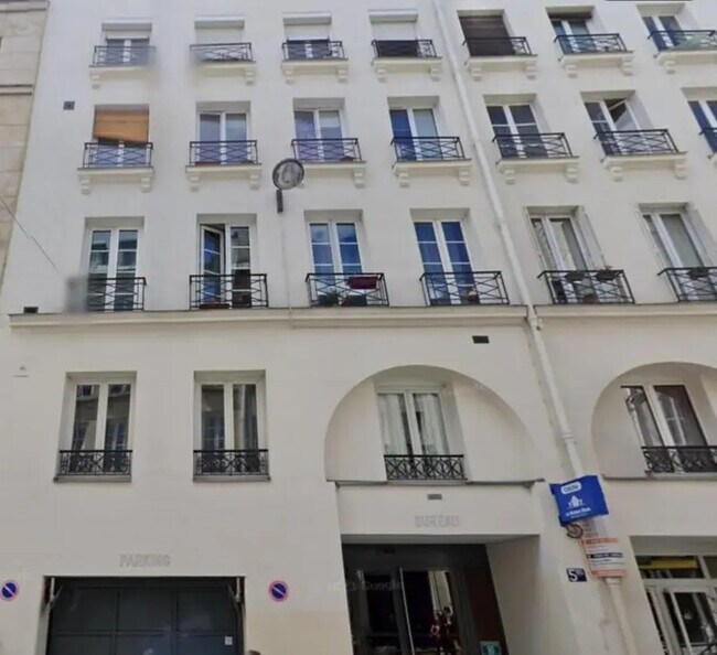 Plus de détails pour 5 Bis Rue Marguerite De Rochechouart, Paris - Bureau à louer