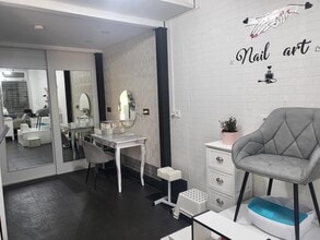 Local commercial dans Rivas-Vaciamadrid, Madrid à louer Photo intérieure– Image 1 sur 4