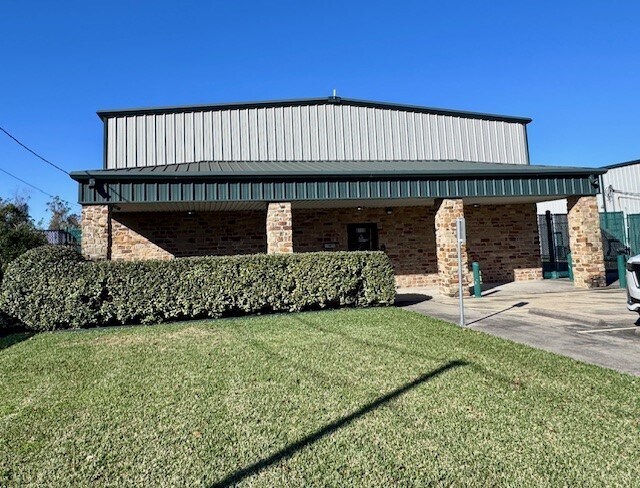2158 Pansy St, Pasadena, TX à louer - Photo de l’immeuble – Image 2 sur 9