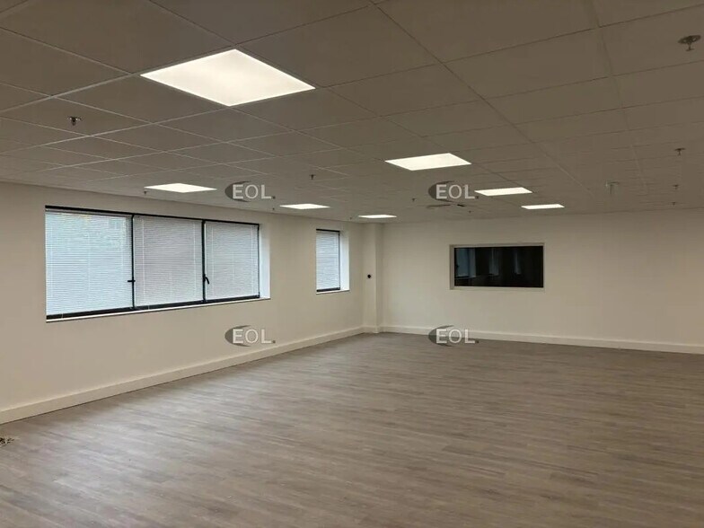 Industriel/Logistique dans Goussainville à louer - Photo intérieure – Image 3 sur 7