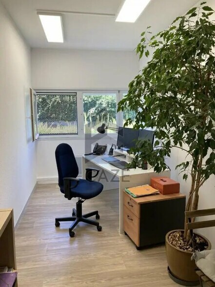 Bureau dans Cenon à louer - Photo de l’immeuble – Image 2 sur 6