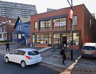 Plus de détails pour 4930-4934A Ch De La Côte-Des-Neiges, Montréal, QC - Local commercial à louer
