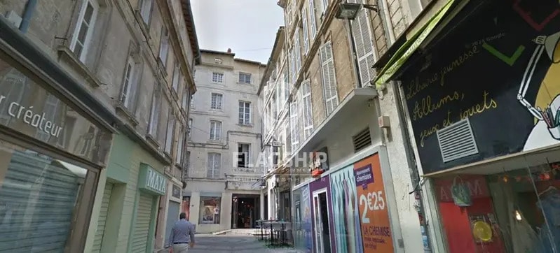 Local commercial dans Avignon à vendre - Photo de l’immeuble – Image 3 sur 3