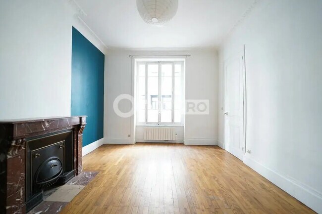 Plus de détails pour Bureau à vendre