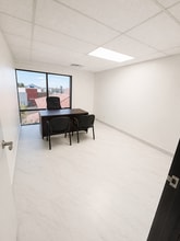 6920 Miramar Rd, San Diego, CA à louer Photo intérieure– Image 2 sur 2