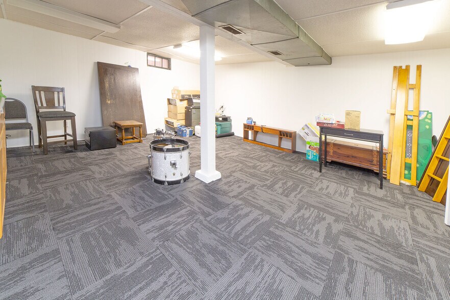 635 Fairfax St, Altoona, WI à vendre - Photo intérieure – Image 3 sur 16