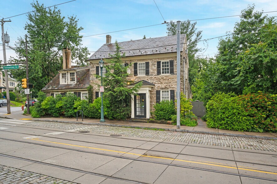 7402 Germantown Ave, Philadelphia, PA à louer - Photo de l’immeuble – Image 3 sur 15