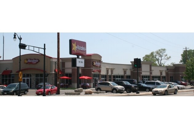 2205 Hall Ave, Marinette, WI à louer - Photo de l’immeuble – Image 2 sur 5