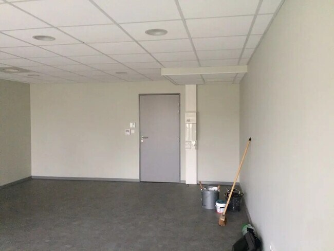 Plus de détails pour Bureau à vendre