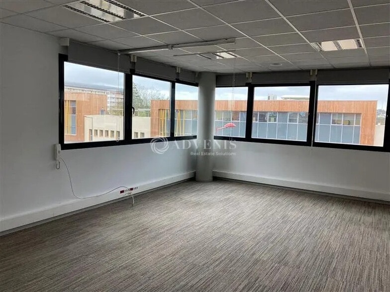 Bureau dans Le Mans à vendre - Photo de l’immeuble – Image 2 sur 6