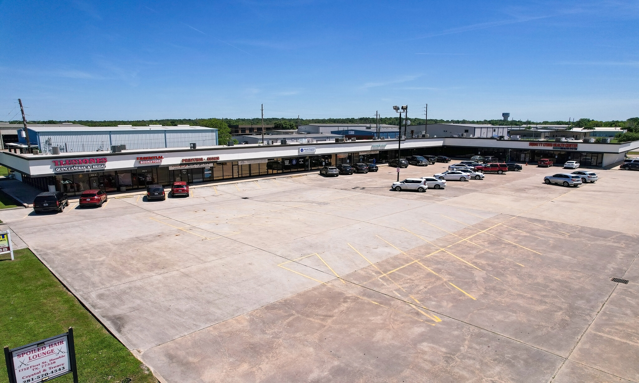 1712 1st St E, Humble, TX à louer Photo de l’immeuble– Image 1 sur 6