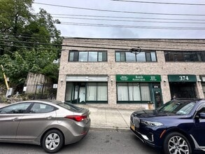 372-374 Mclean Ave, Yonkers, NY à louer Photo intérieure– Image 1 sur 1
