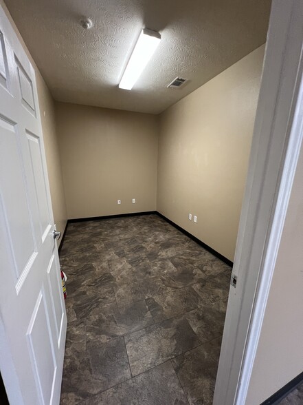 11085 Eastex Fwy, Beaumont, TX à louer - Photo intérieure – Image 3 sur 10