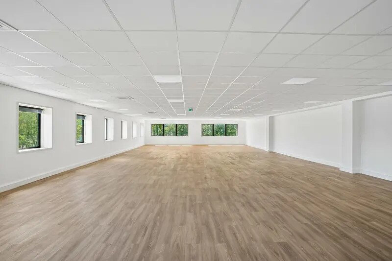 Bureau dans Rosny-sous-Bois à vendre - Photo intérieure – Image 3 sur 14
