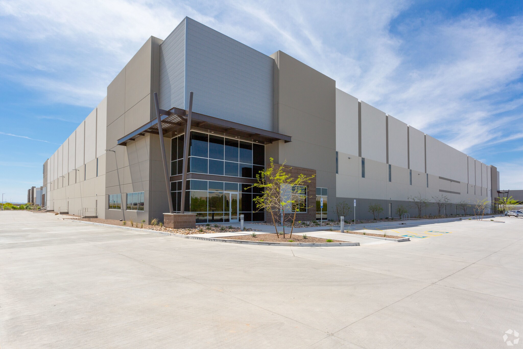 4445 N 169th Ave, Goodyear, AZ à louer Photo de l’immeuble– Image 1 sur 7