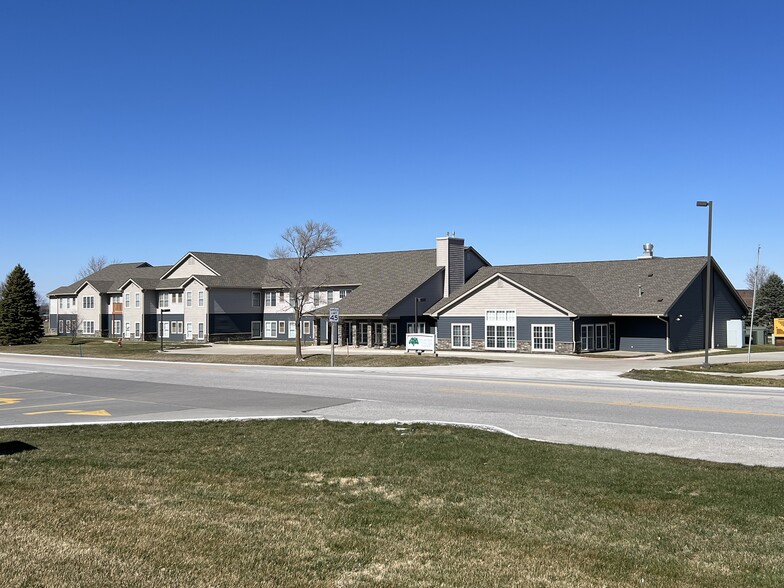 908 N US Highway 69, Huxley, IA à vendre - Photo principale – Image 1 sur 8