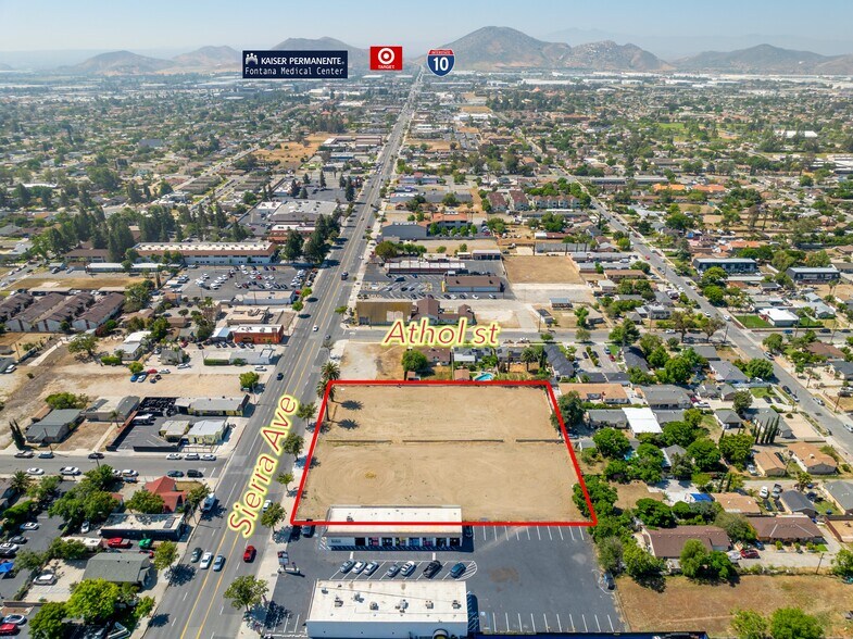 Sierra Ave, Fontana, CA à vendre - Photo de l’immeuble – Image 3 sur 6