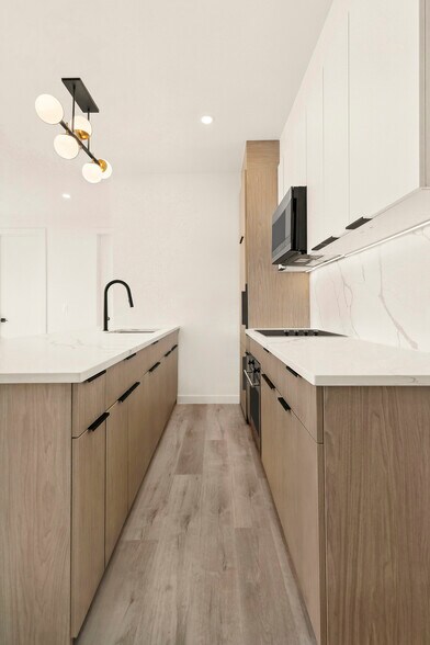 814 Manhattan Ave, Brooklyn, NY à vendre - Photo de l’immeuble – Image 2 sur 6