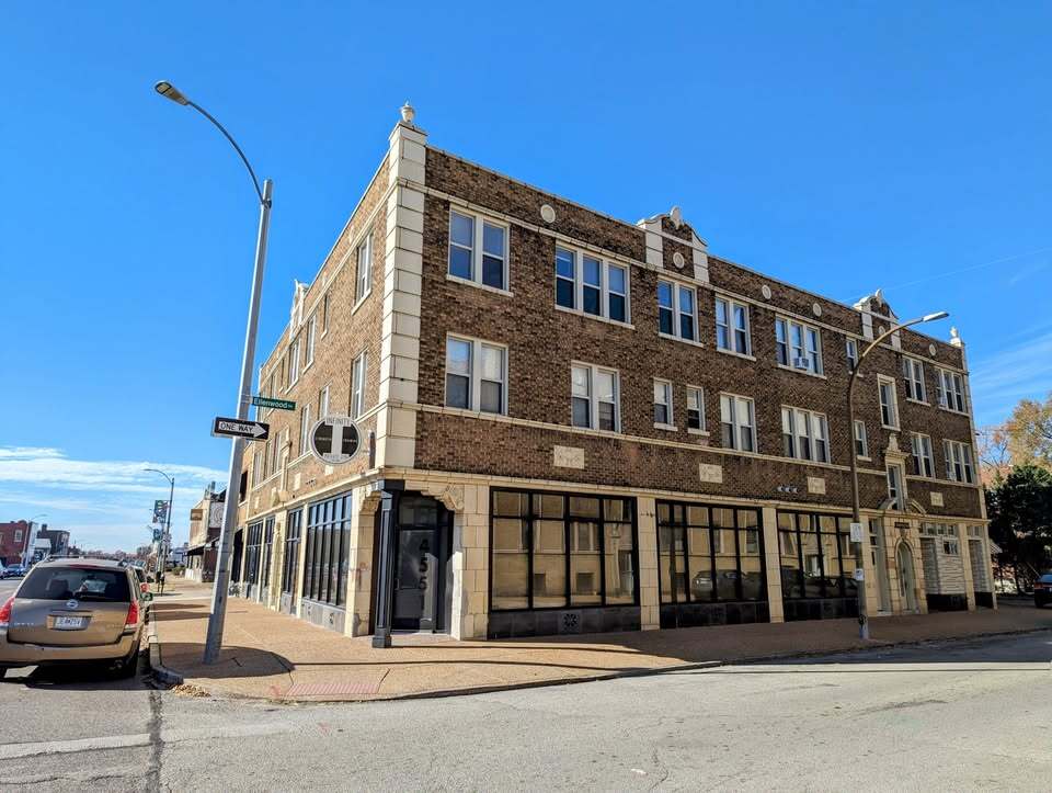 4551-4559 Gravois Ave, Saint Louis, MO à louer Photo de l’immeuble– Image 1 sur 3