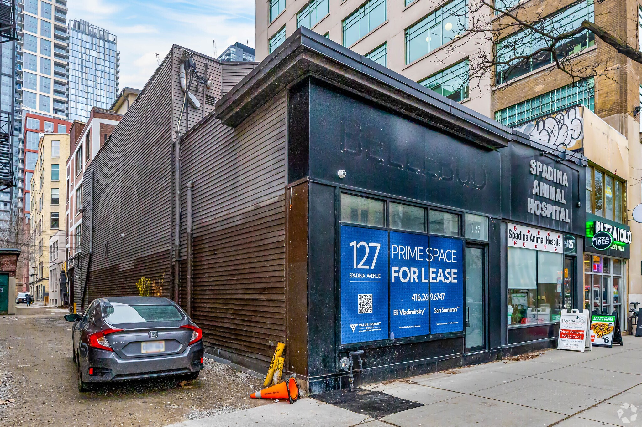 125-127 Spadina Ave, Toronto, ON à louer Photo de l’immeuble– Image 1 sur 10