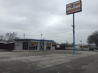 Plus de détails pour 2802 Interstate 30, Mesquite, TX - Local commercial à louer