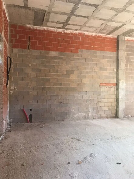 Local commercial dans Elda à vendre - Photo de la construction – Image 2 sur 12