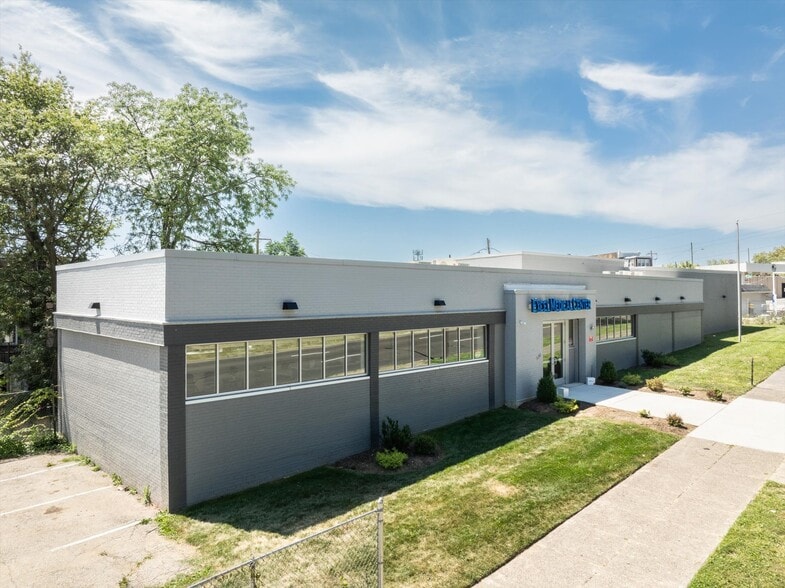 520 W Roosevelt Blvd, Philadelphia, PA à vendre - Photo de l’immeuble – Image 1 sur 64