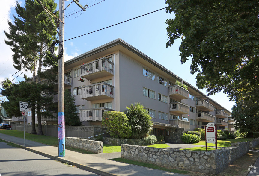 Legacy Apartment Portfolio portefeuille de 2 biens à vendre sur LoopNet.fr - Photo principale – Image 3 sur 3