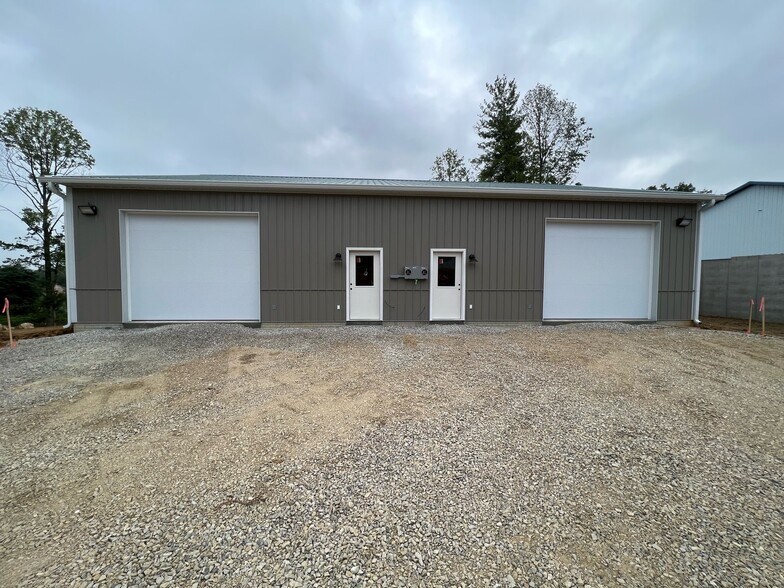 3139 N Westbury Village Dr, Bloomington, IN à vendre - Photo de l’immeuble – Image 2 sur 8