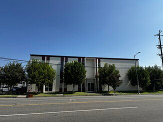 Plus de détails pour 7680 Clybourn Ave, Sun Valley, CA - Local d'activités à louer